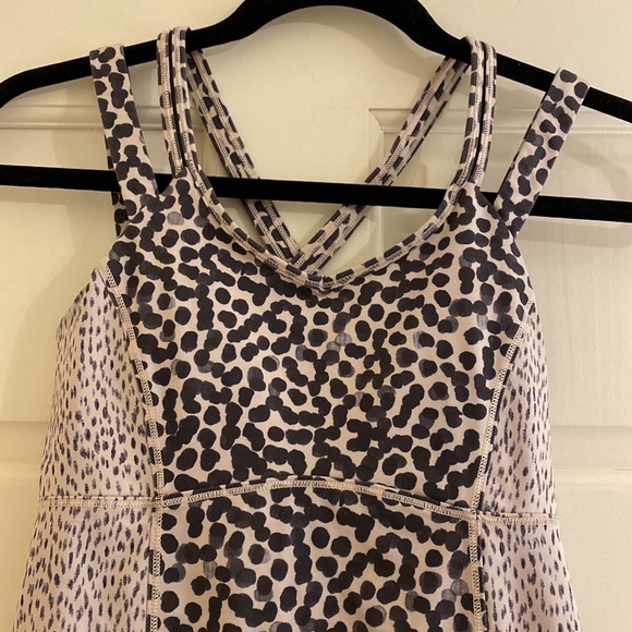 Lululemon Tank - Picture 2 of 4